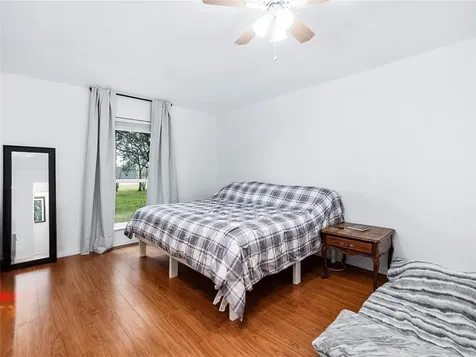 1619 Cr 387 -Marilyn Street Alvin TX 77511
