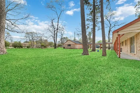 26902 Maplewood Drive Oak Ridge North TX 77386