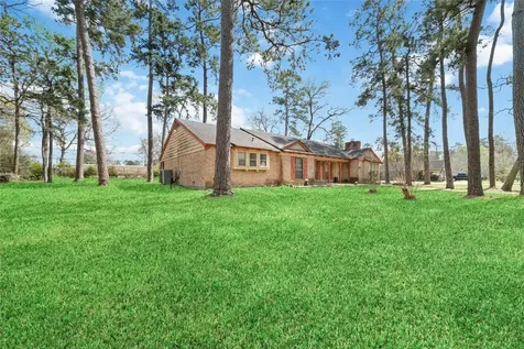 26902 Maplewood Drive Oak Ridge North TX 77386