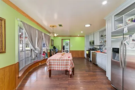 26902 Maplewood Drive Oak Ridge North TX 77386