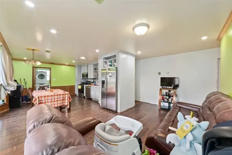 26902 Maplewood Drive Oak Ridge North TX 77386
