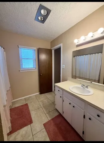11 Dana Lumberton TX 77657
