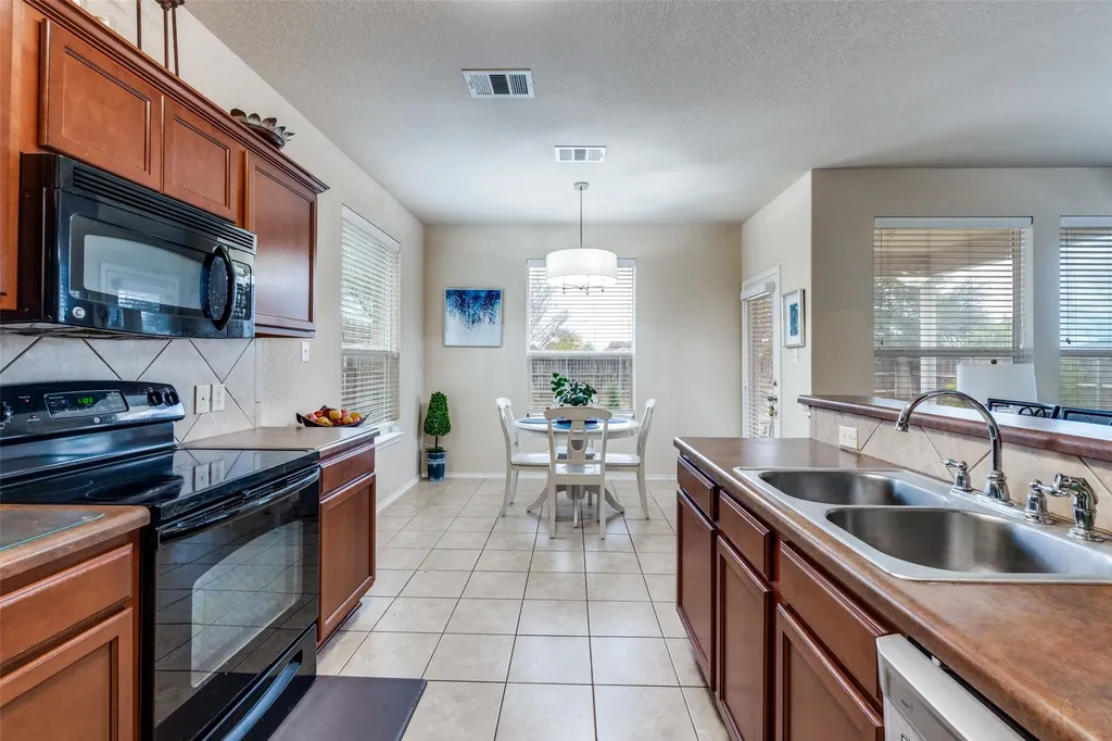 2239 Fitch Drive New Braunfels TX 78130