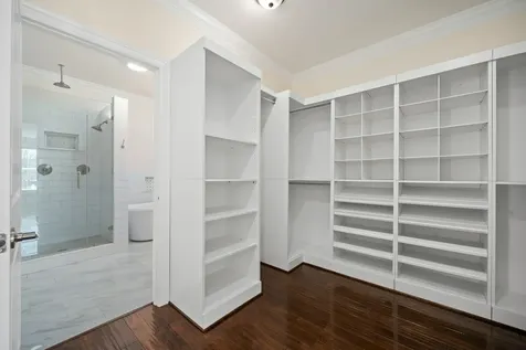 110 Kendall Street Houston TX 77003