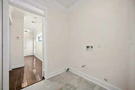 110 Kendall Street Houston TX 77003
