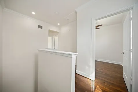 110 Kendall Street Houston TX 77003