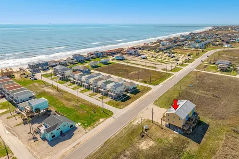 919 Blue Water Highway Surfside Beach TX 77541