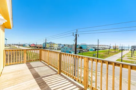 919 Blue Water Highway Surfside Beach TX 77541