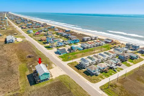 919 Blue Water Highway Surfside Beach TX 77541