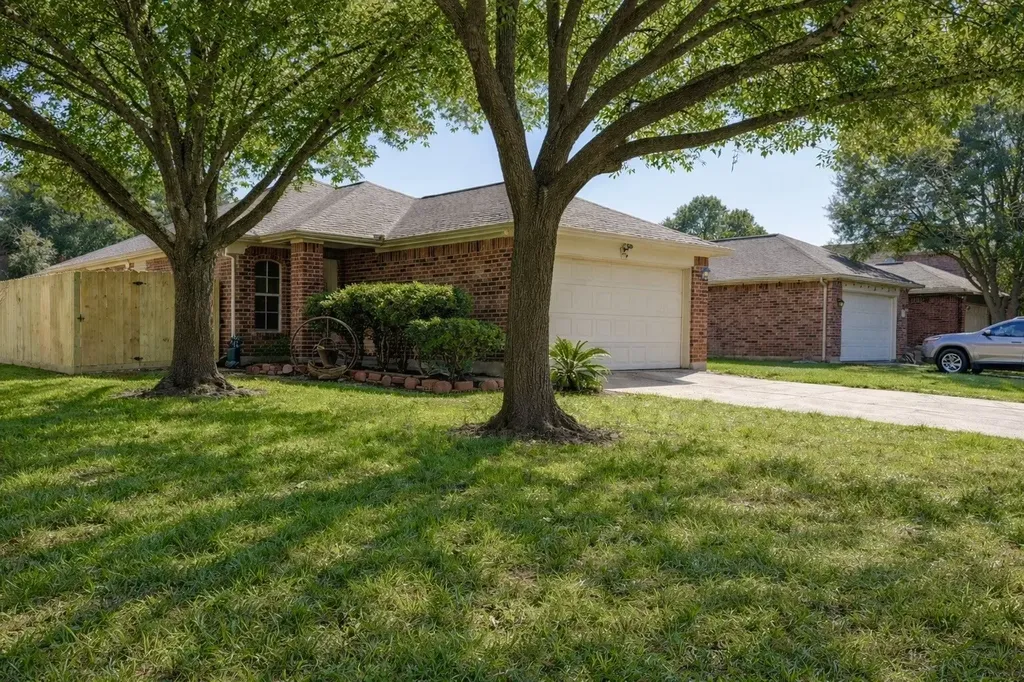 24318 Hard Wood Drive Huffman TX 77336