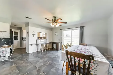 71 Garfield Street La Porte TX 77571