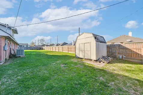 71 Garfield Street La Porte TX 77571