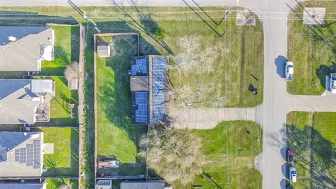 71 Garfield Street La Porte TX 77571