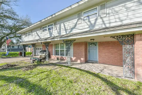71 Garfield Street La Porte TX 77571