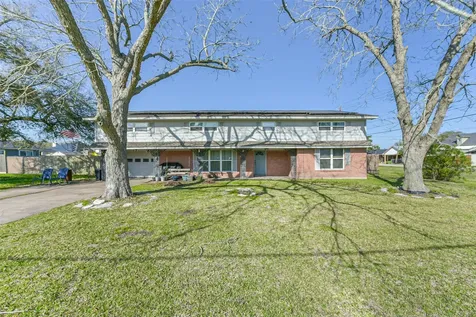 71 Garfield Street La Porte TX 77571