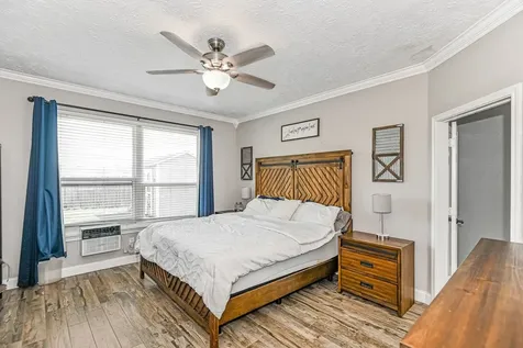 322 Spencer Landing W La Porte TX 77571