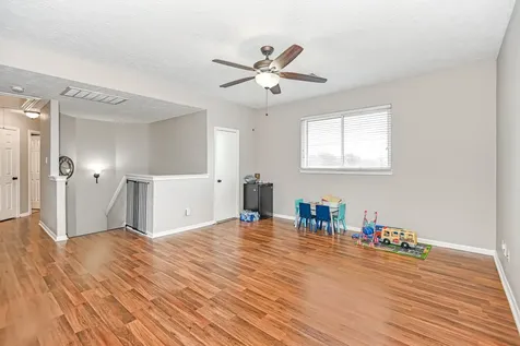 322 Spencer Landing W La Porte TX 77571