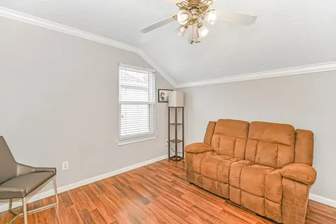 322 Spencer Landing W La Porte TX 77571