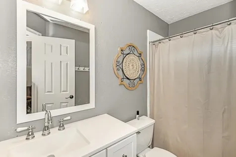 322 Spencer Landing W La Porte TX 77571