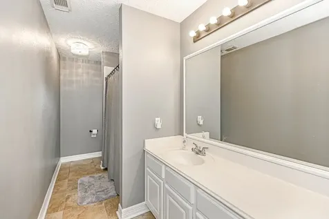 322 Spencer Landing W La Porte TX 77571