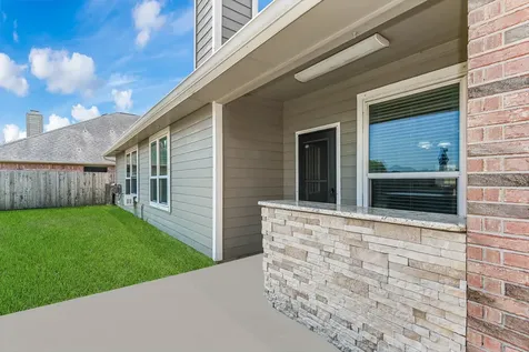 322 Spencer Landing W La Porte TX 77571