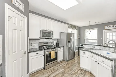 322 Spencer Landing W La Porte TX 77571