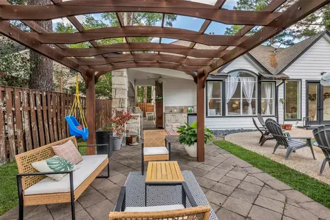 57 S Bethany Bend Circle The Woodlands TX 77382