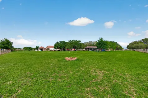 6210 Eagle Drive Rosenberg TX 77471