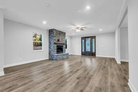 83 White Oak Drive N Woodbranch TX 77357