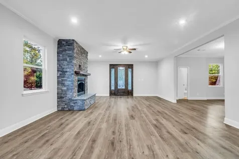 83 White Oak Drive N Woodbranch TX 77357
