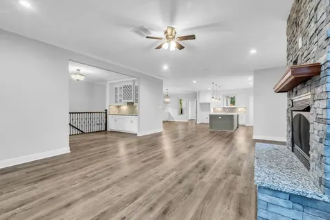 83 White Oak Drive N Woodbranch TX 77357
