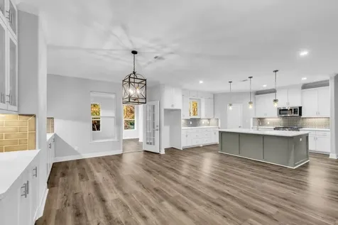 83 White Oak Drive N Woodbranch TX 77357