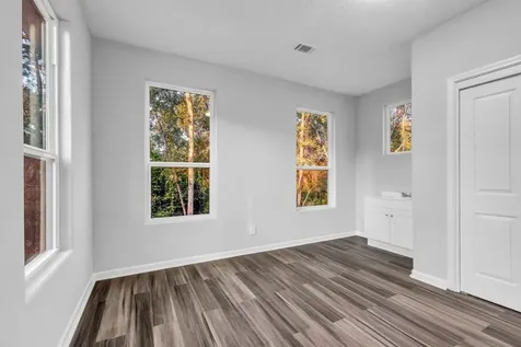 83 White Oak Drive N Woodbranch TX 77357