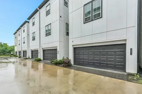 2804 Grand Fountains Drive D Houston TX 77054