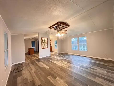 231 Morris Lane Lane S Huntsville TX 77320