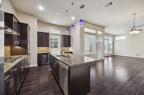 1427 Wagner Street Houston TX 77007