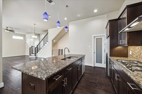 1427 Wagner Street Houston TX 77007