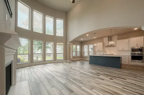 115 N Winter Sunrise Circle Tomball TX 77375