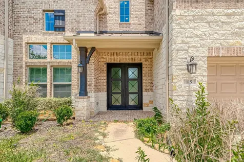 115 N Winter Sunrise Circle Tomball TX 77375