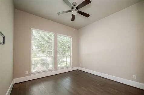 115 N Winter Sunrise Circle Tomball TX 77375