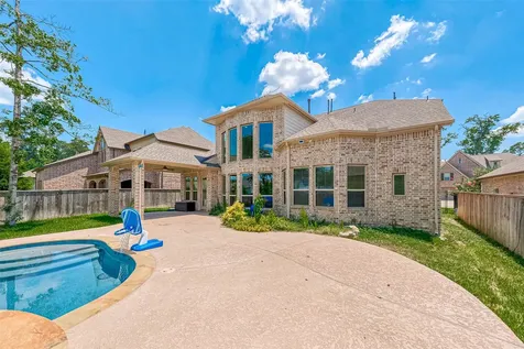115 N Winter Sunrise Circle Tomball TX 77375