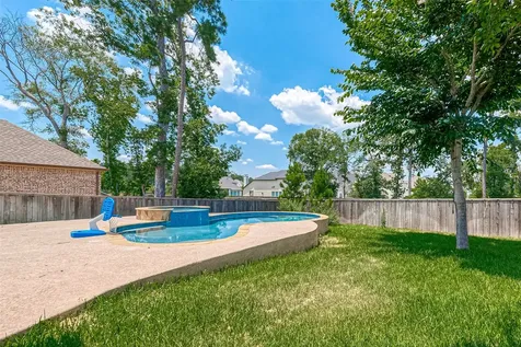115 N Winter Sunrise Circle Tomball TX 77375