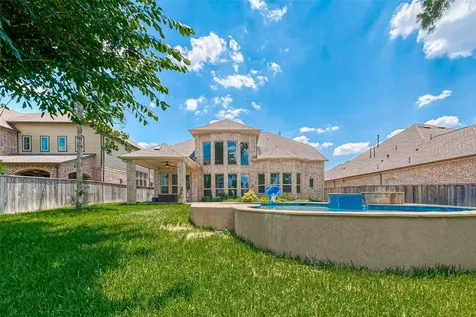 115 N Winter Sunrise Circle Tomball TX 77375
