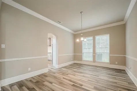 115 N Winter Sunrise Circle Tomball TX 77375