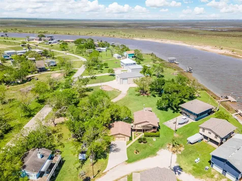 5216-4 County Road 469 Brazoria TX 77422