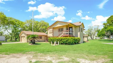 5216-4 County Road 469 Brazoria TX 77422