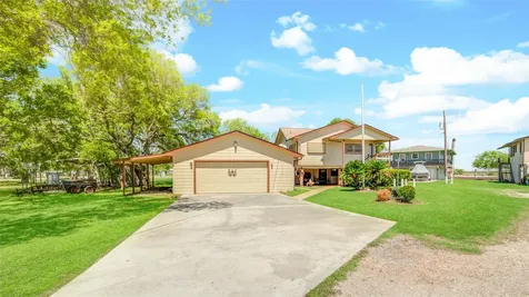 5216-4 County Road 469 Brazoria TX 77422