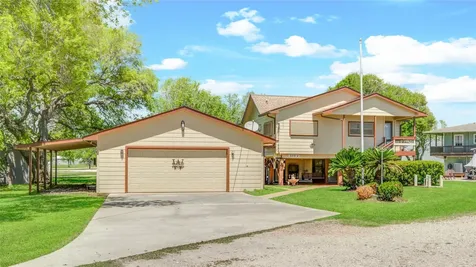 5216-4 County Road 469 Brazoria TX 77422