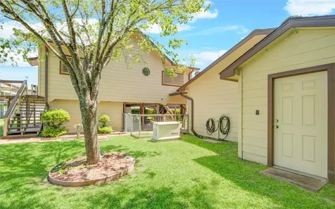 5216-4 County Road 469 Brazoria TX 77422