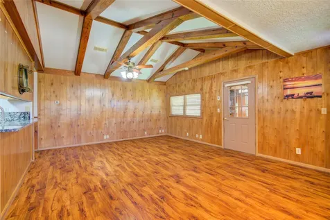5216-4 County Road 469 Brazoria TX 77422